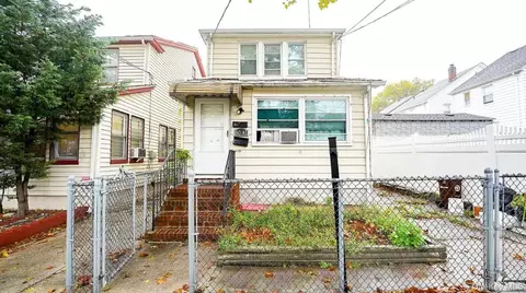 8041 159th St, Jamaica, NY 11432