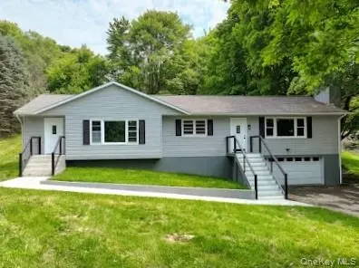 166 Hibernia Rd, Salt Point, NY 12578