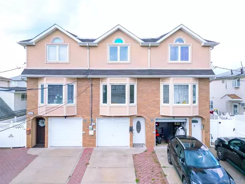 139 Kiswick St, Staten Island, NY 10306