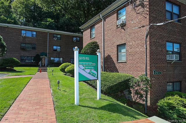 309 Main St UNIT D, North Hempstead, NY 11576