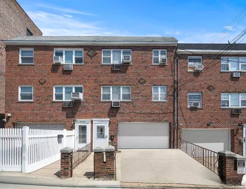 4204 Oneida Ave, New York, NY 10470