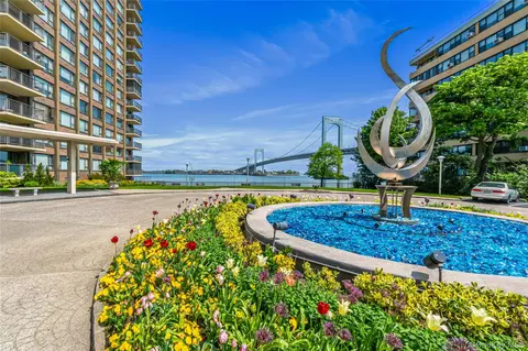 166-25 Powells Cove Blvd #3G, New York, NY 11357