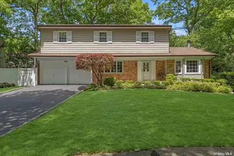 309 8th St, East Northport, NY 11731