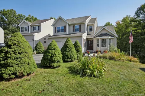 30 Reed Ct, Washingtonville, NY 10992