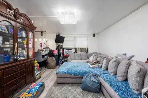 2661 Marion Ave #5A, New York, NY 10458
