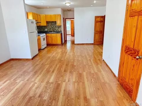 90-44 180 St, Jamaica, NY 11432