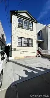 10417 106th St, New York, NY 11417