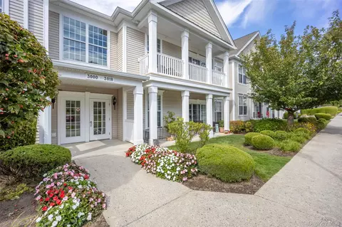 3002 Bennington Dr, Fishkill, NY 12524