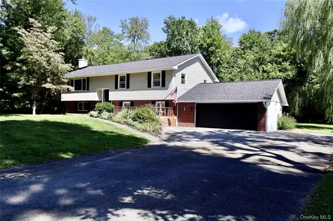 122 King Dr, La Grange, NY 12603