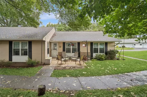 474 Darwen Dr #B, Ridge, NY 11961