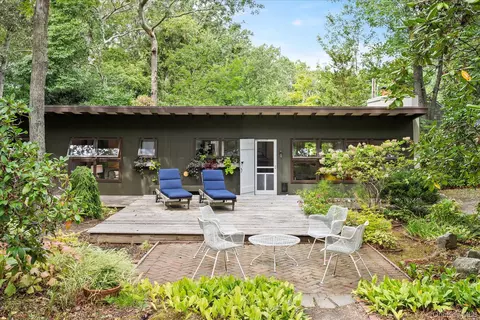 46 Flaggy Hole Rd, East Hampton, NY 11937