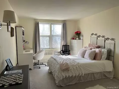 241-20 Northern Blvd #3H, New York, NY 11362