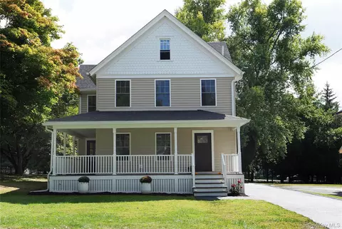 32 Reservoir Dr, Washington, NY 12545