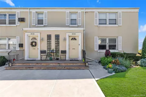 251-26 71st Ave #86A, New York, NY 11426