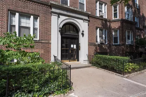 35-46 79th St # 3, Jackson Heights, NY 11372