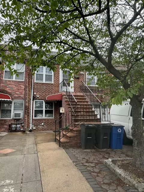42-45 191 St, Flushing, NY 11358