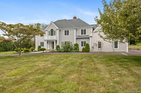 49 Ludlowe, New Canaan, CT 06840