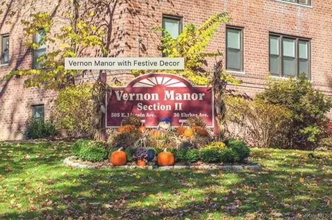 505 E Lincoln Ave #E-214, Mount Vernon, NY 10552
