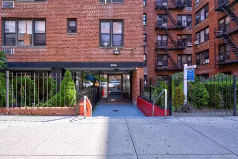 83-30 Vietor Ave #417, New York, NY 11373