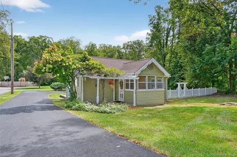 101 Osborne Hill Rd, Wappinger, NY 12524