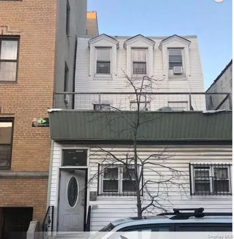 285 E 203rd St, New York, NY 10458