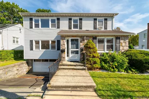 20 S Stone Ave, Greenburgh, NY 10523