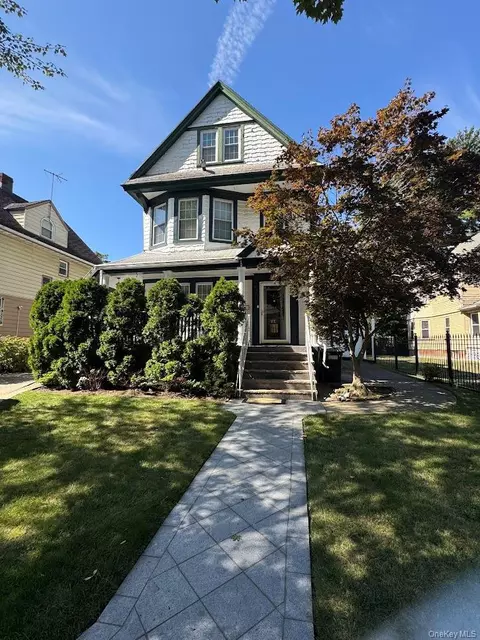 85-32 116 St, New York, NY 11418