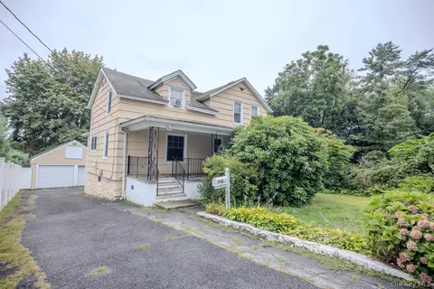 4 Garden St # A, Southeast, NY 10509