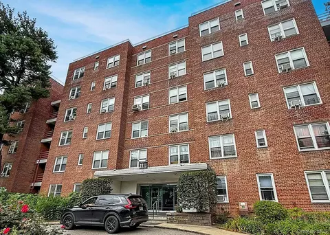 1111 Midland Ave #5J, Yonkers, NY 10708