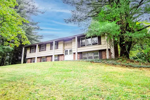 43 Conklin Rd, Ramapo, NY 10970