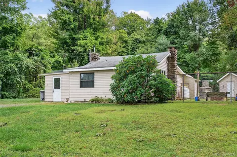 39 Hillcrest Trl, Monroe, NY 10950