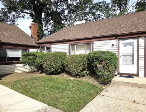 2 Monet Ct #2, Middle Island, NY 11953