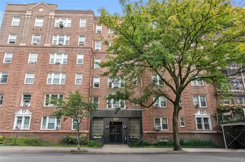 79-01 35th Ave #2B, Jackson Heights, NY 11372