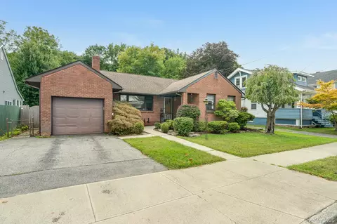 42 Clark St, Poughkeepsie, NY 12601