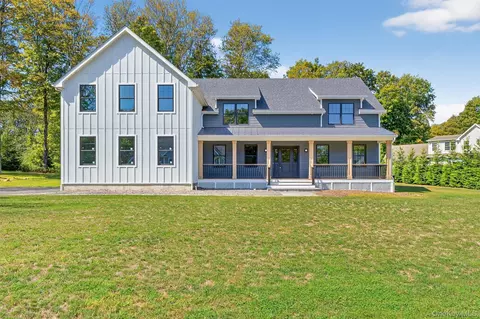 4 Adson Way, Mahopac, NY 10541