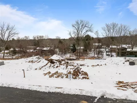 14 Argo Ln, Ramapo, NY 10977