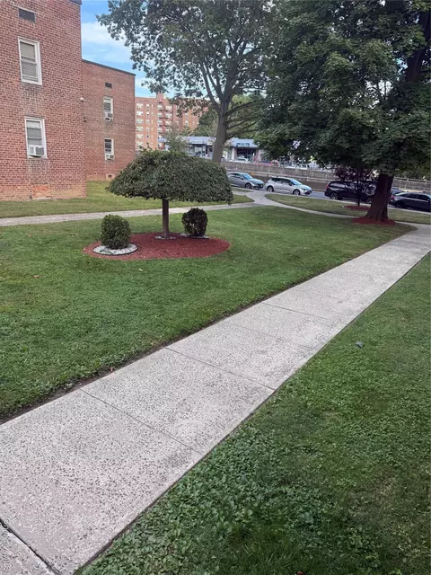 1543 Central Park Ave #F8, Yonkers, NY 10710