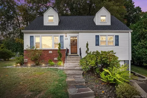 239 Millington Rd, Cortlandt, NY 10567