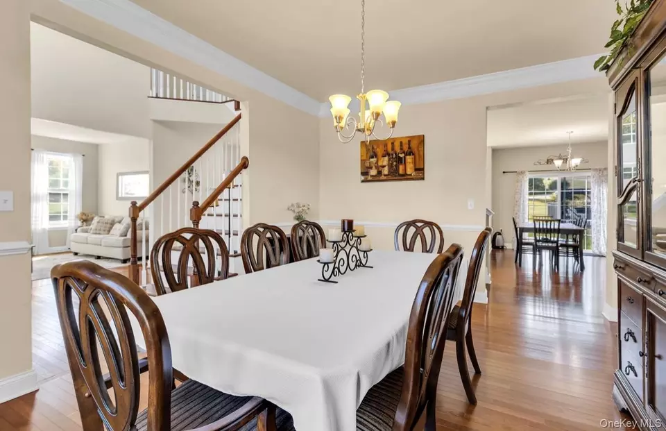 Dining - 59 Luthien Forest Rd, New Windsor, NY 12553 photo 2 of 2