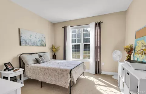 Bedroom - 59 Luthien Forest Rd, New Windsor, NY 12553 photo 1 of 11
