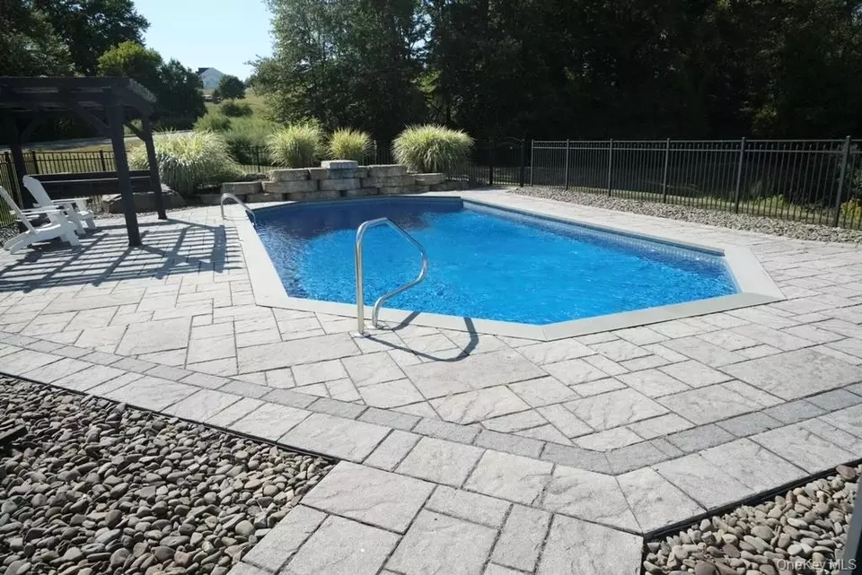 Exterior - 59 Luthien Forest Rd, New Windsor, NY 12553 photo 6 of 8