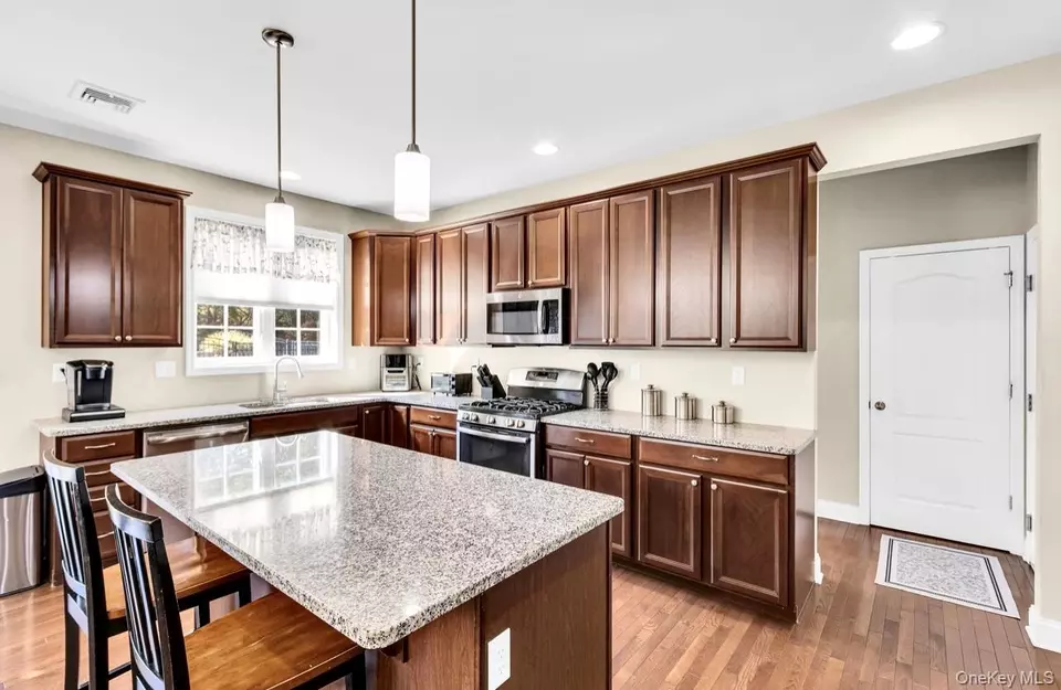 Kitchen - 59 Luthien Forest Rd, New Windsor, NY 12553 photo 2 of 2