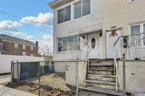 449 Revere Ave, New York, NY 10465