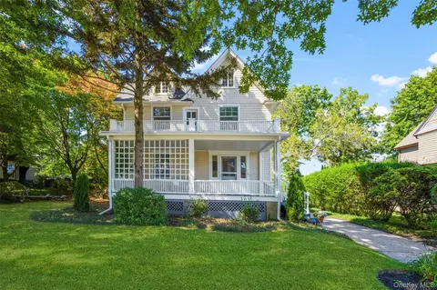 812 Stuart Ave, Mamaroneck, NY 10543