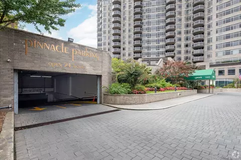 112-01 Queens Blvd #10D, New York, NY 11375