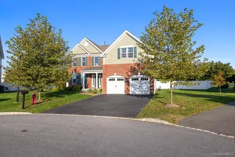 58 Pitcher Rd, East Fishkill, NY 12533