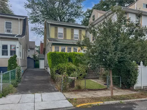 2123 Garrett Pl, New York, NY 10466