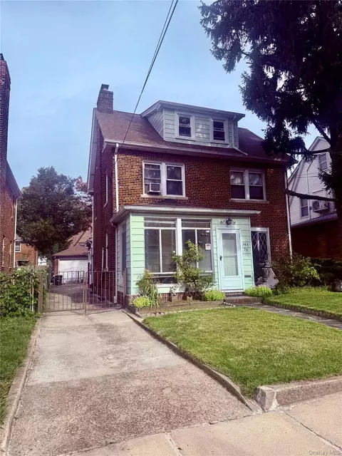 14335 Poplar Ave, Flushing, NY 11355