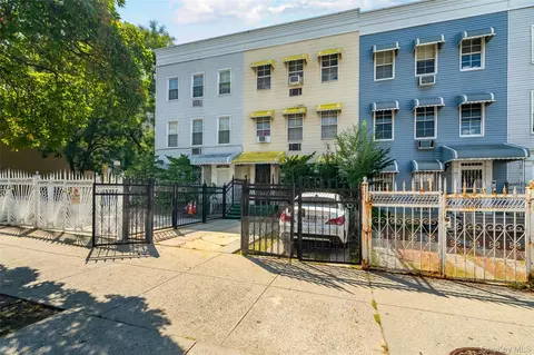 142 W 175th St, New York, NY 10453