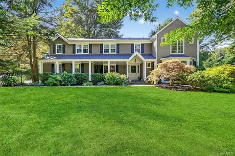 21 Mianus Dr, Bedford, NY 10506